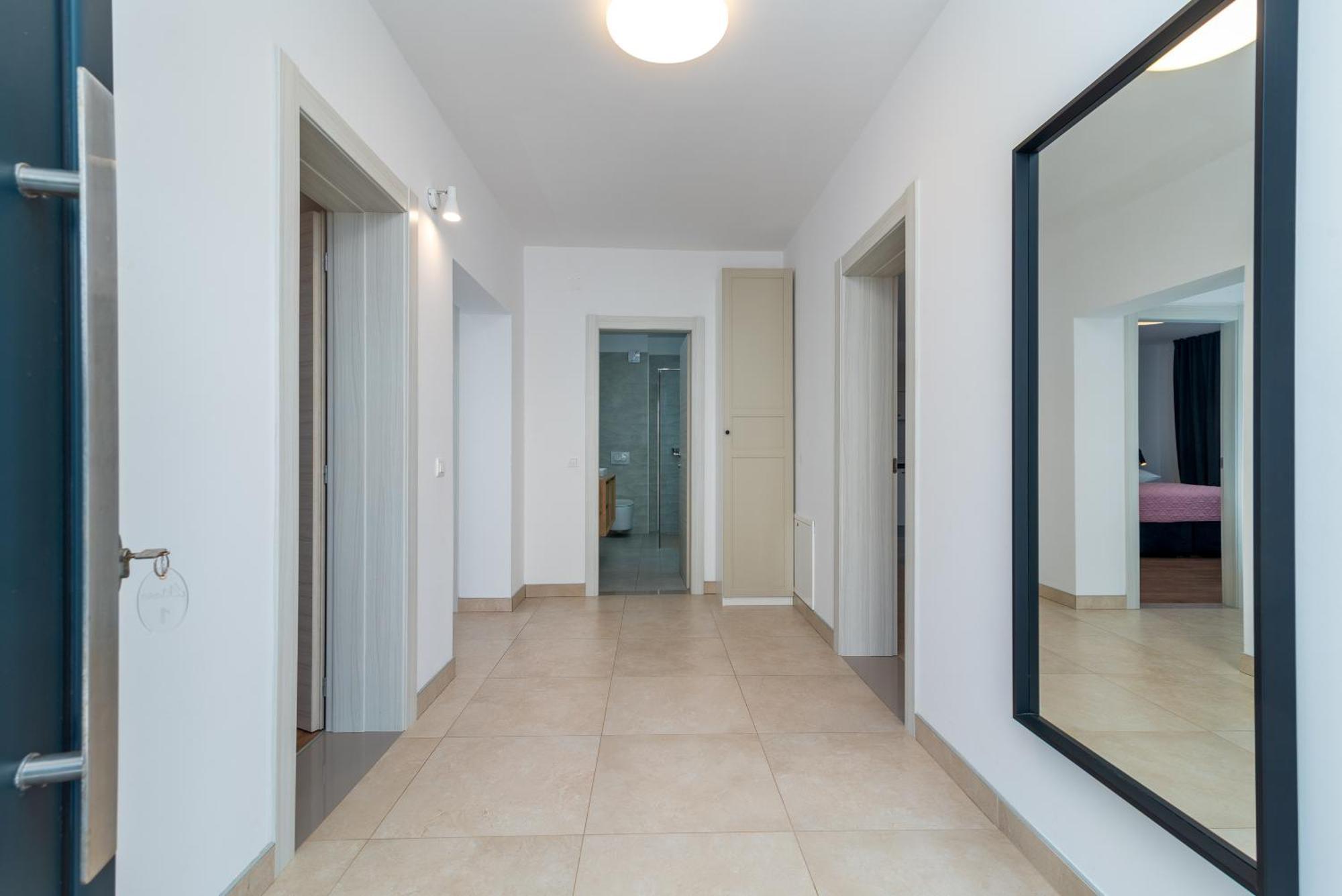 Maca Apartments Trogir Exterior foto