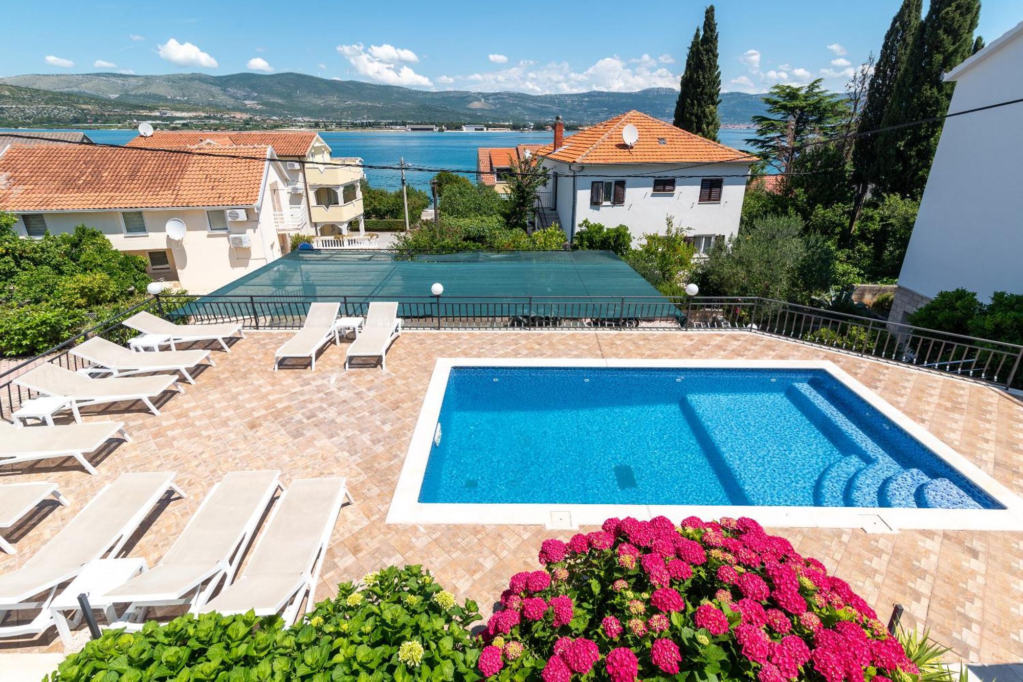 Maca Apartments Trogir Exterior foto