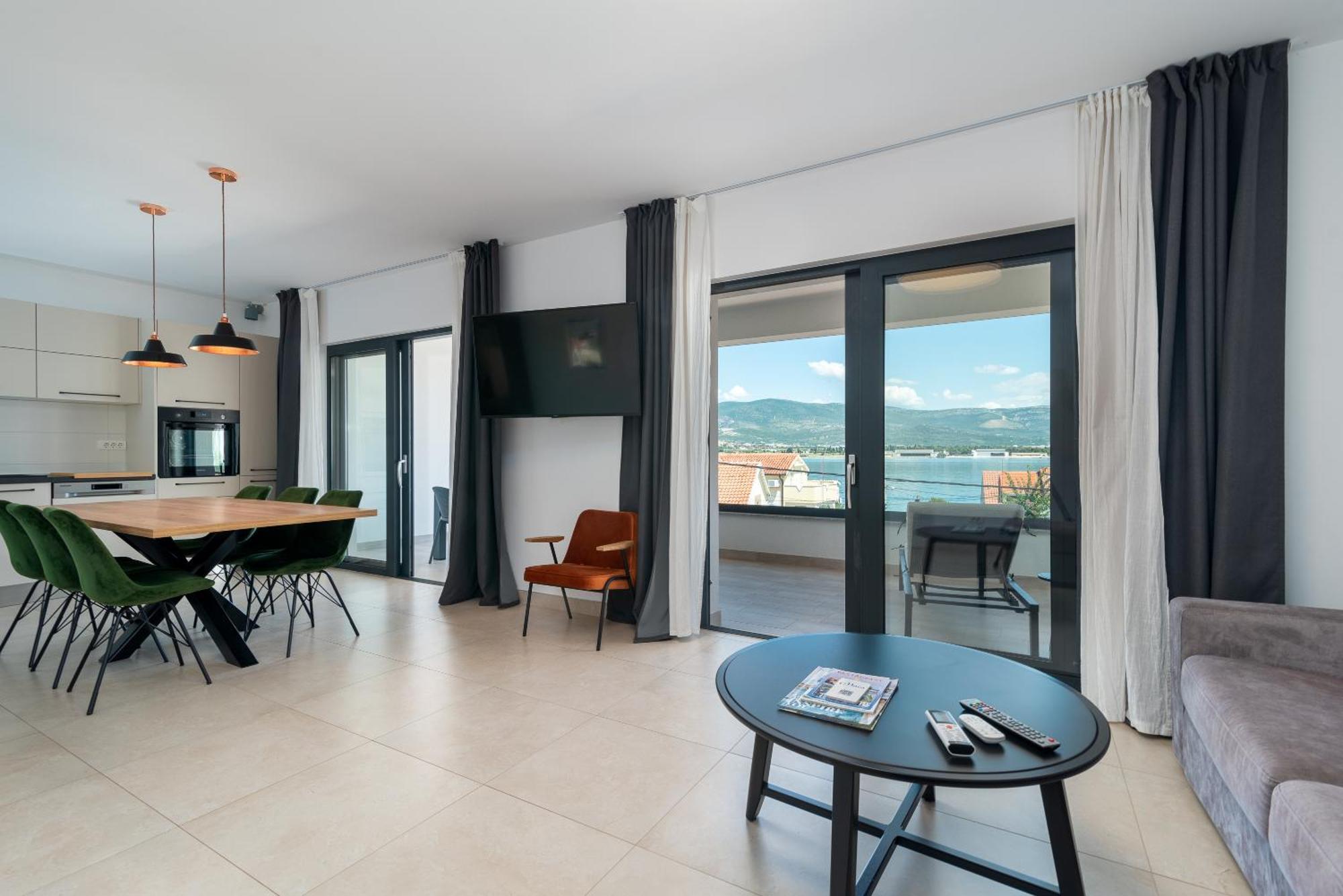 Maca Apartments Trogir Exterior foto