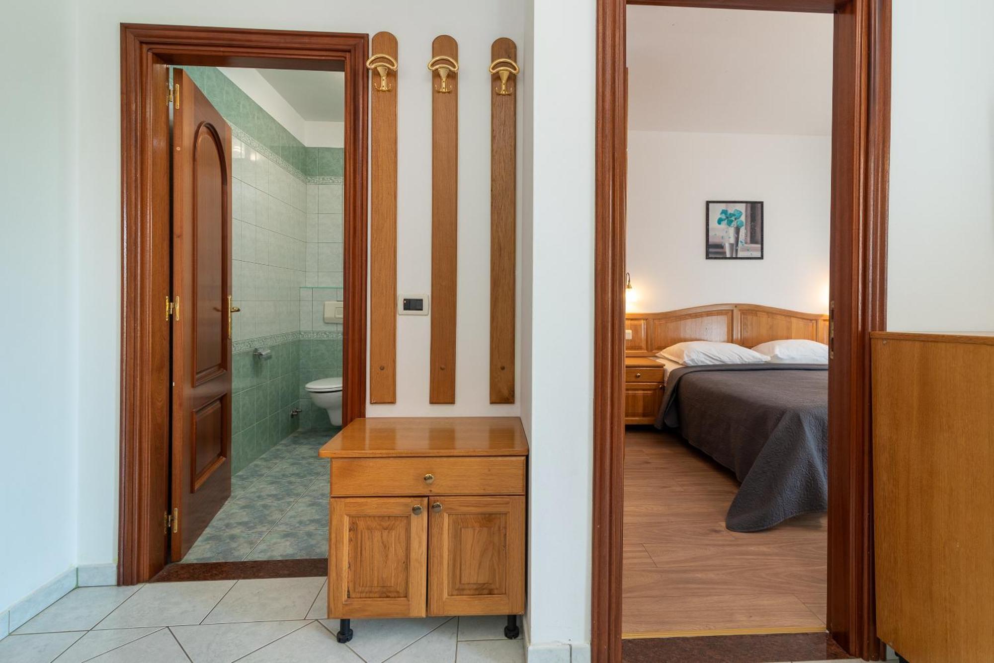 Maca Apartments Trogir Habitación foto