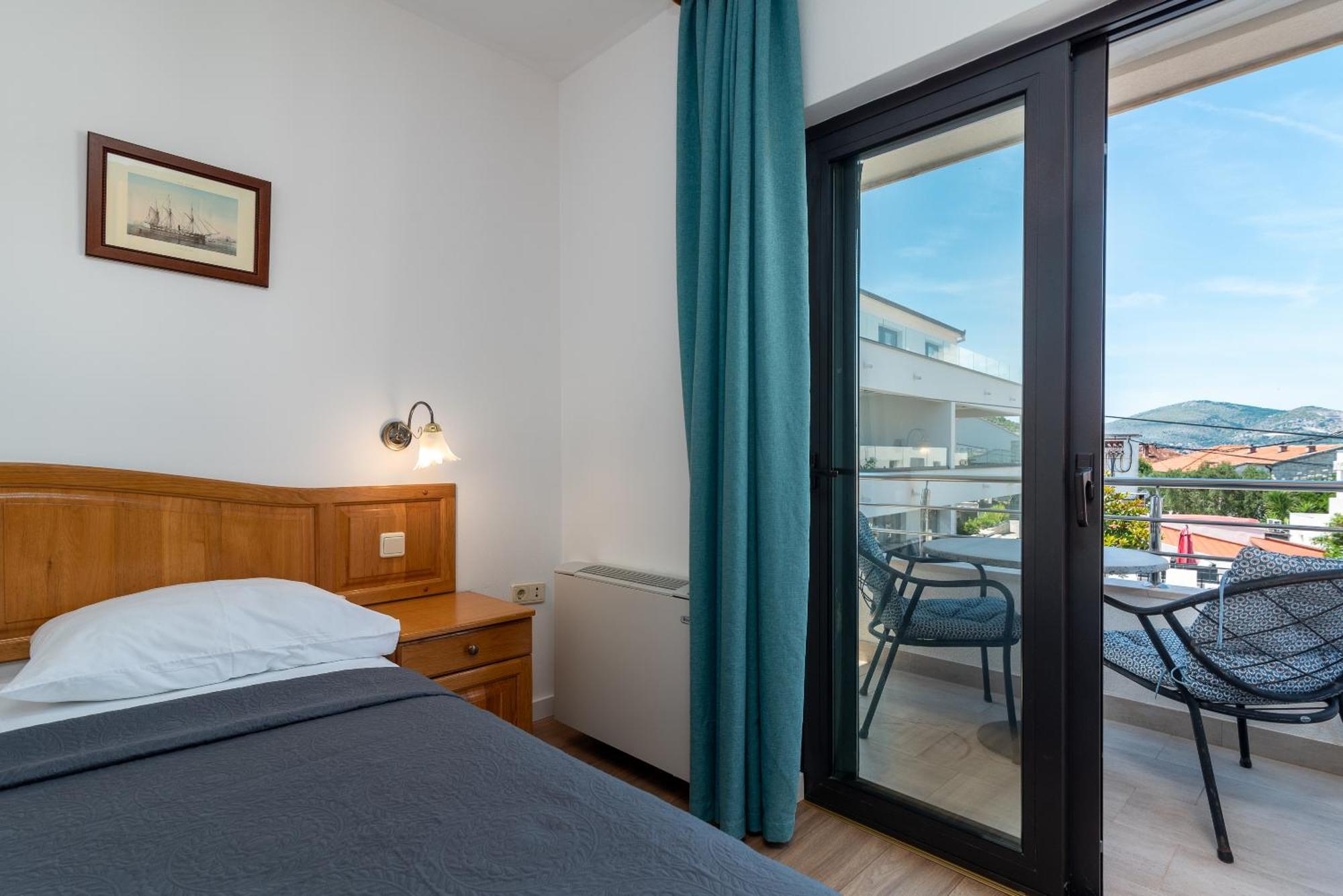 Maca Apartments Trogir Exterior foto