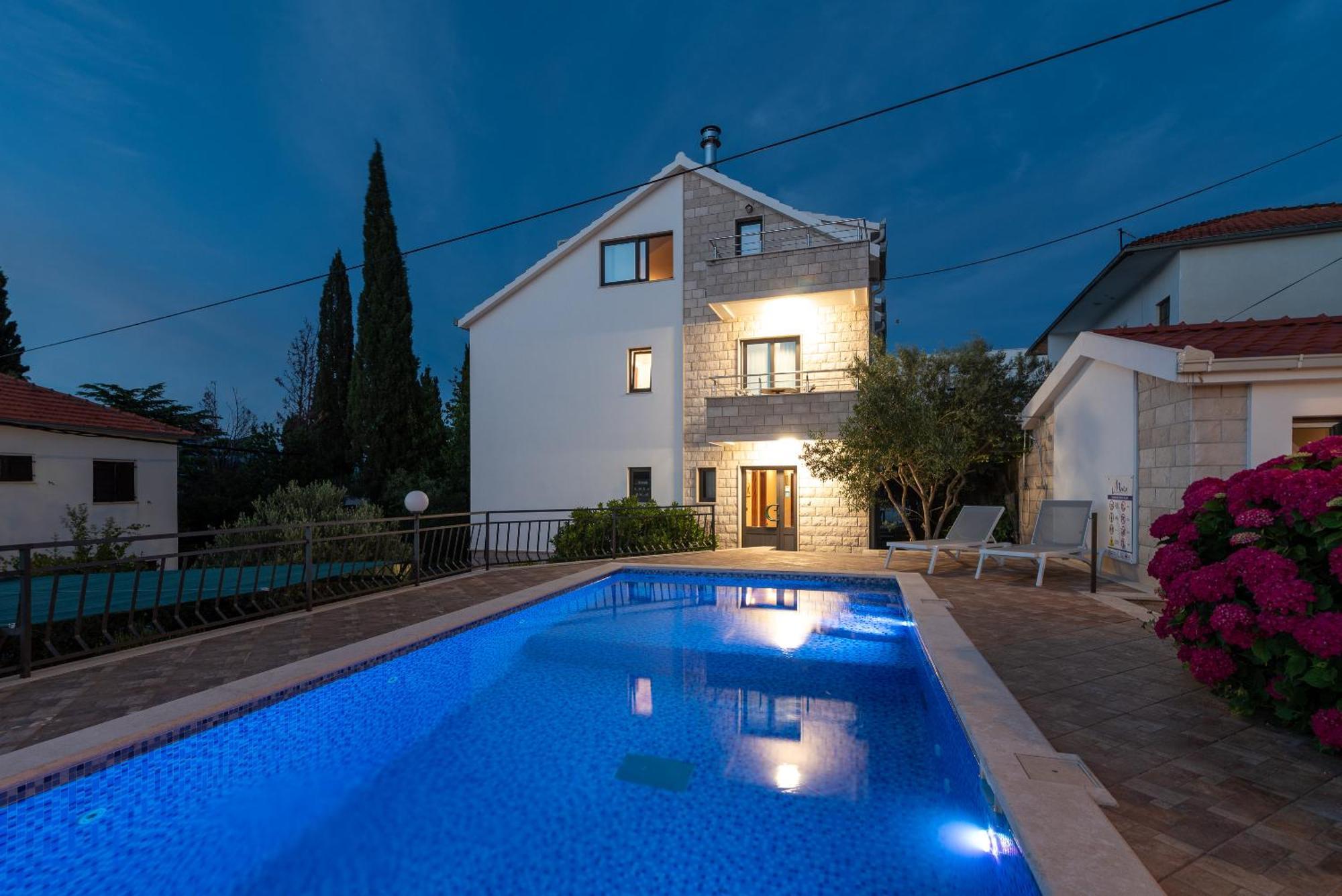 Maca Apartments Trogir Exterior foto