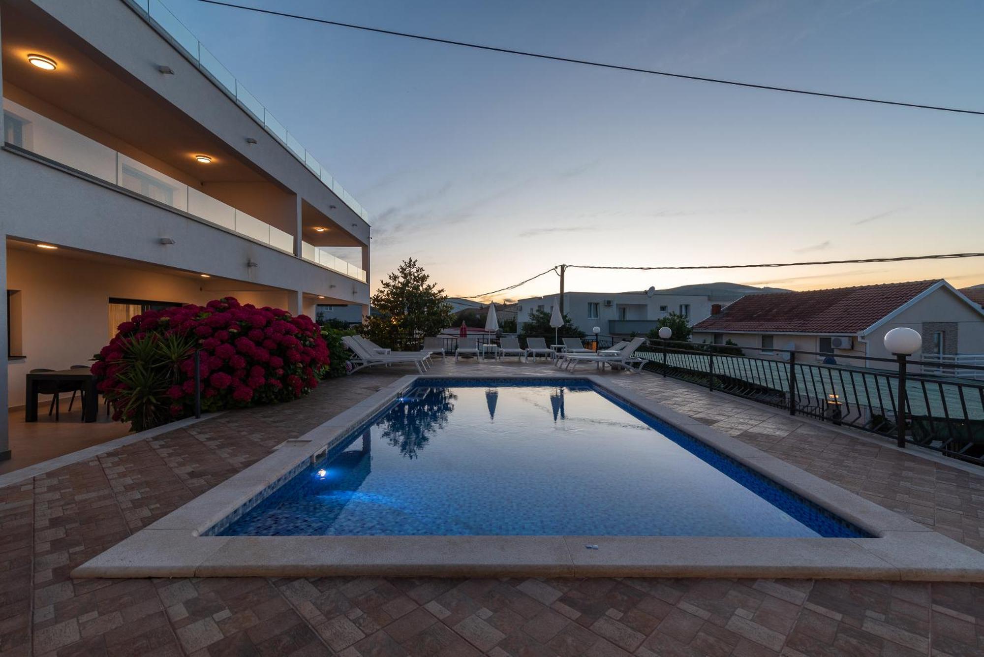 Maca Apartments Trogir Exterior foto