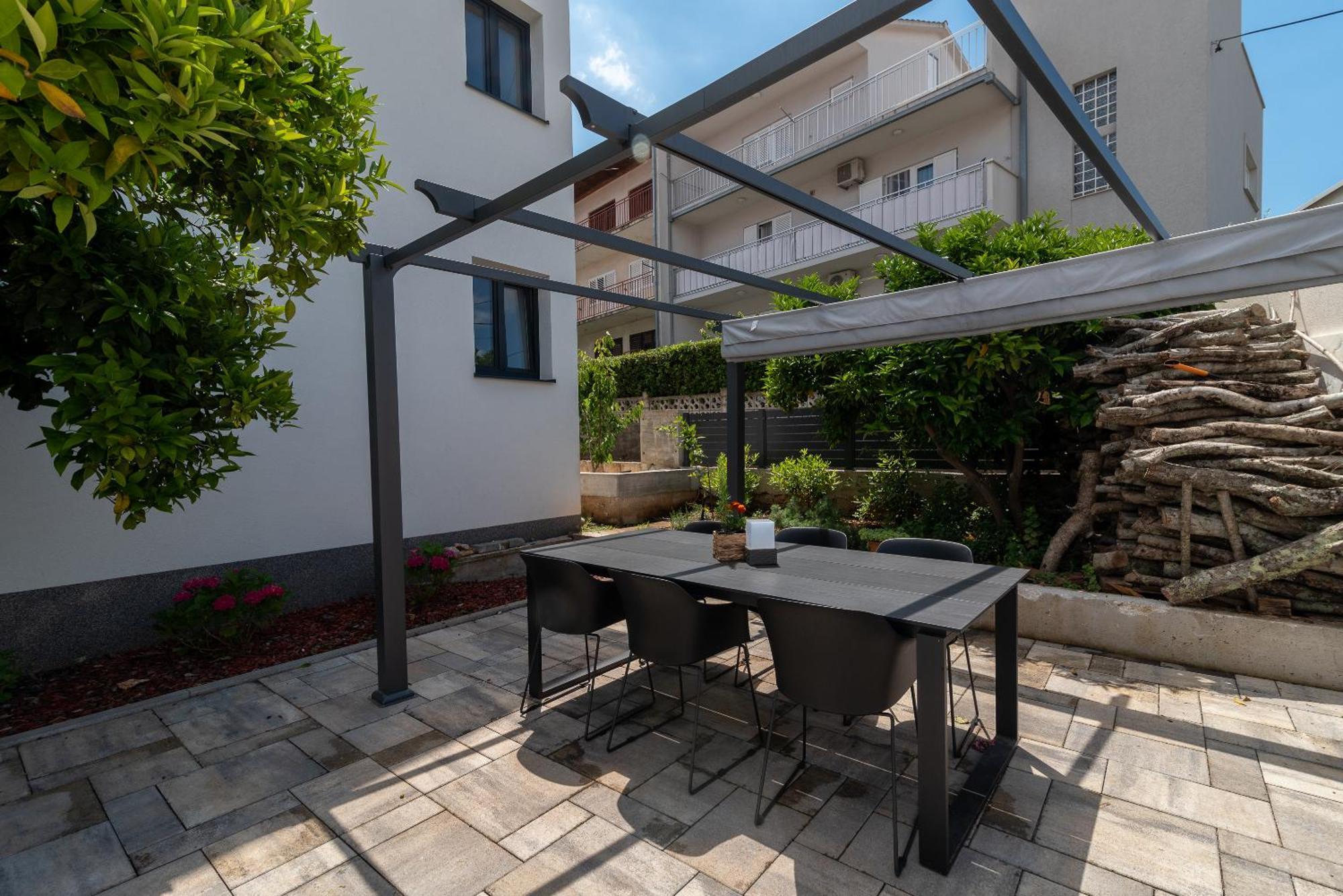 Maca Apartments Trogir Exterior foto